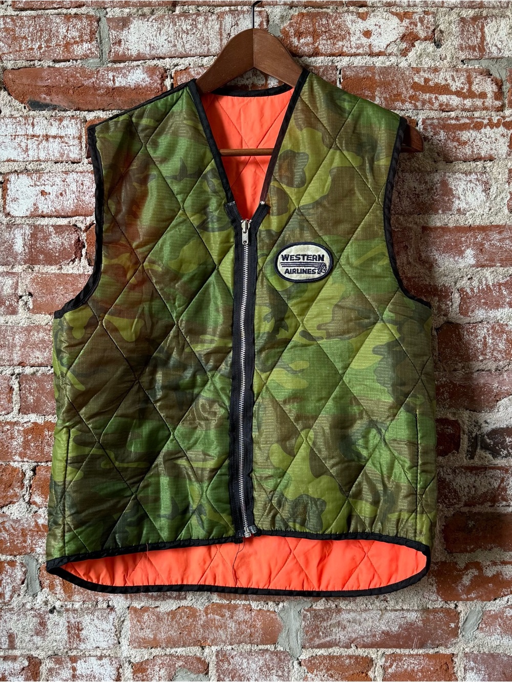 Men’s Vintage Medium Reversible Camo Vest Western Airlines USA Made Used